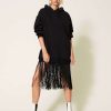 TWINSET – Czarna sukienka midi z frędzlami