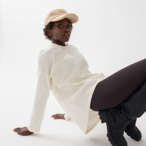 Bluzka z długim rękawem w kolorze CLOUD WHITE – KEMPSEY