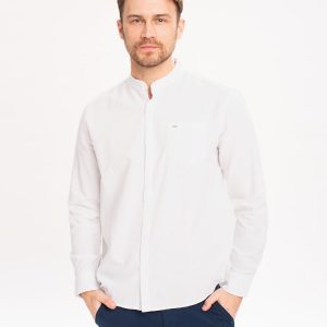 Biała bawełniana koszula męska z kołnierzem ze stójką, taliowana K‑LANGE