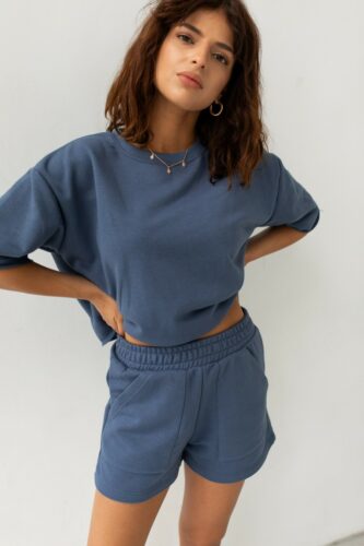 Luźny top z dzianiny dresowej w kolorze BREEZY BLUE – NASTY BY MARSALA